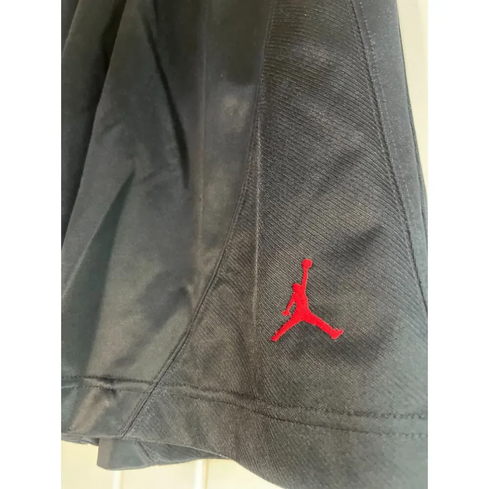 Jordan Basketball Shorts Men's Medium Black Red Jumpman Athletic Mesh